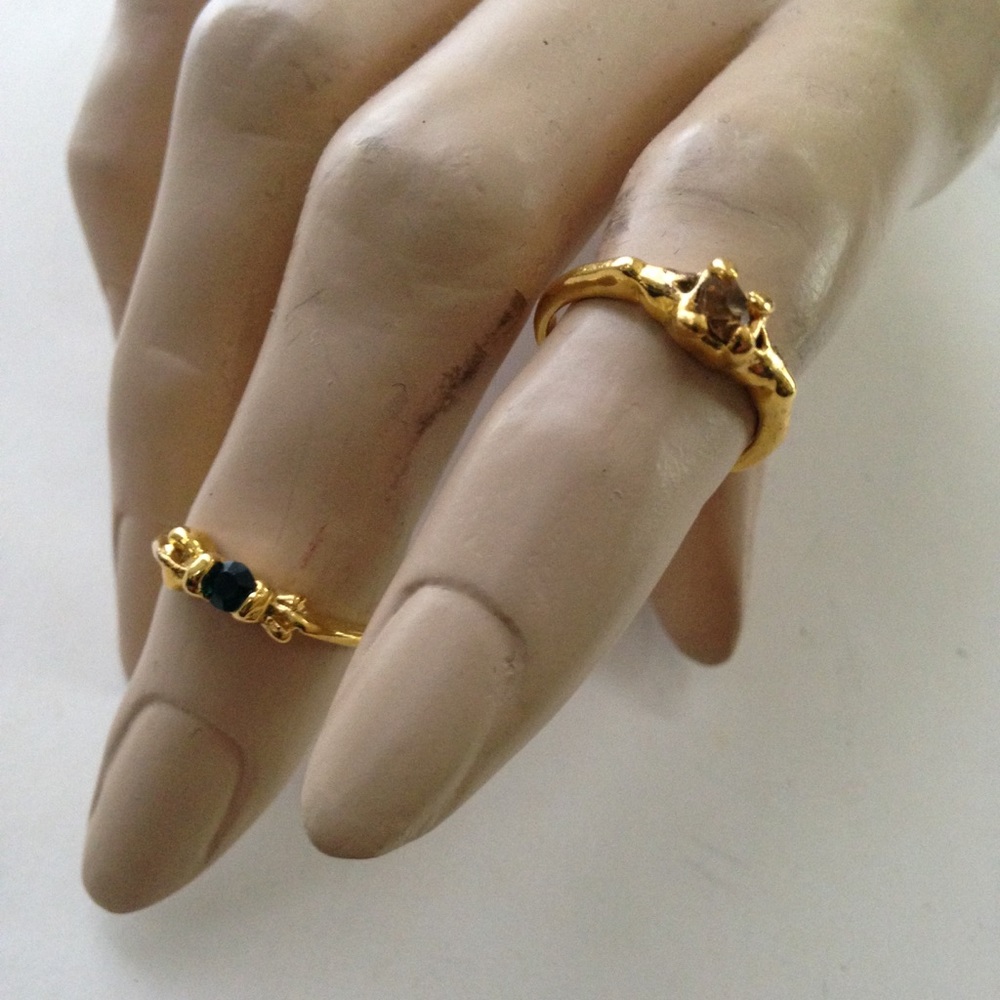 Vintage 2pc Gold Tiny  Rings (size 5-6)